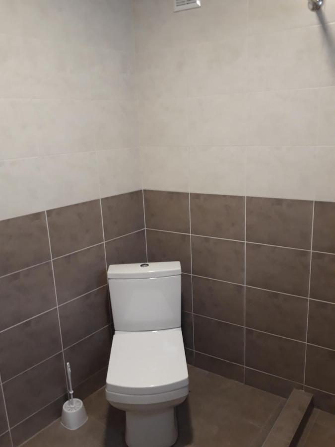 2 Bedroom Apartment In Chugureti Tbilisi ภายนอก รูปภาพ