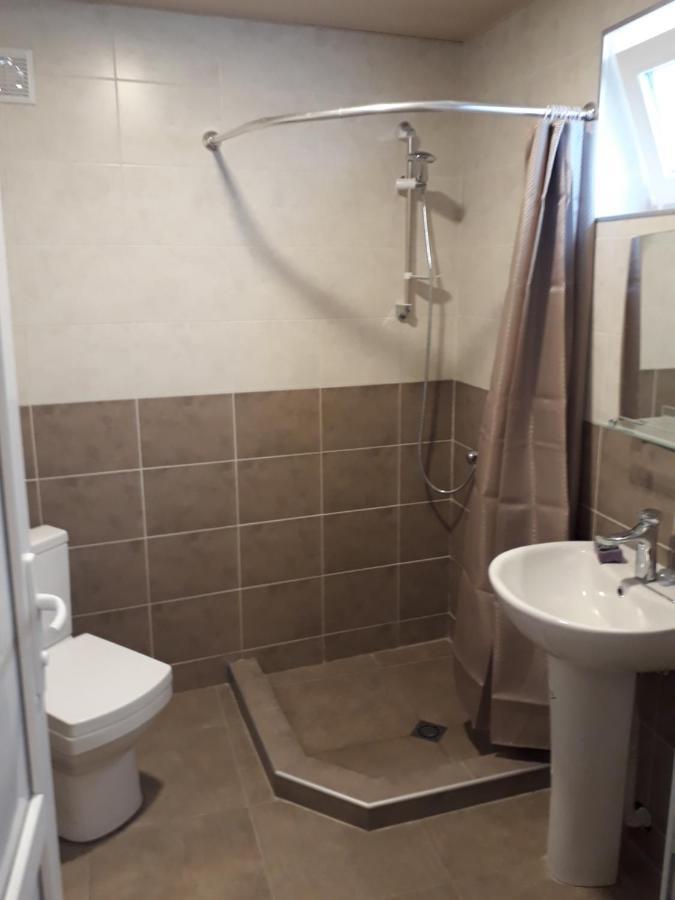 2 Bedroom Apartment In Chugureti Tbilisi ภายนอก รูปภาพ